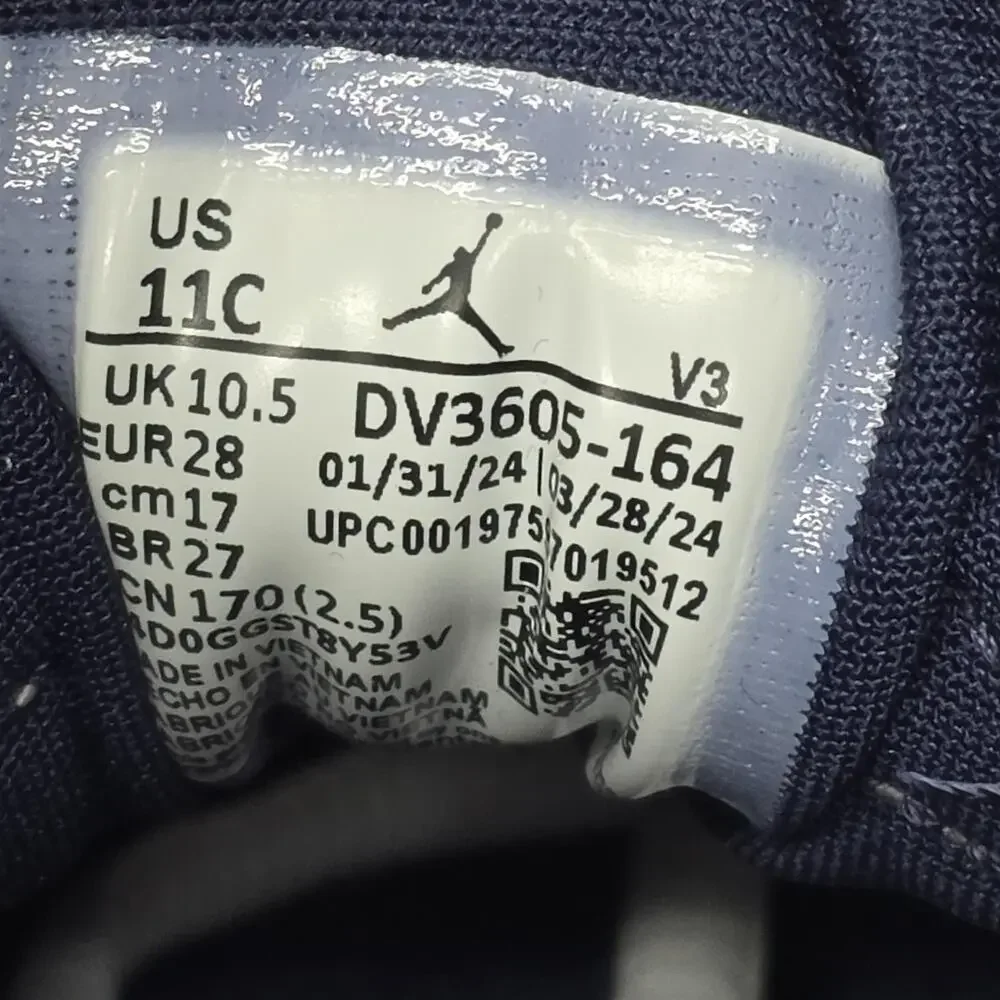 Nike Air Jordan 6 Retro Olympic Kids Size 11c DV3605-164